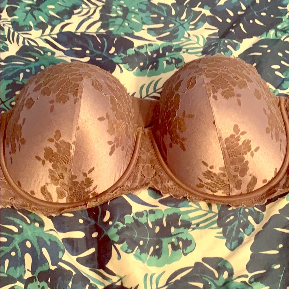 Strapless Torrid Bra